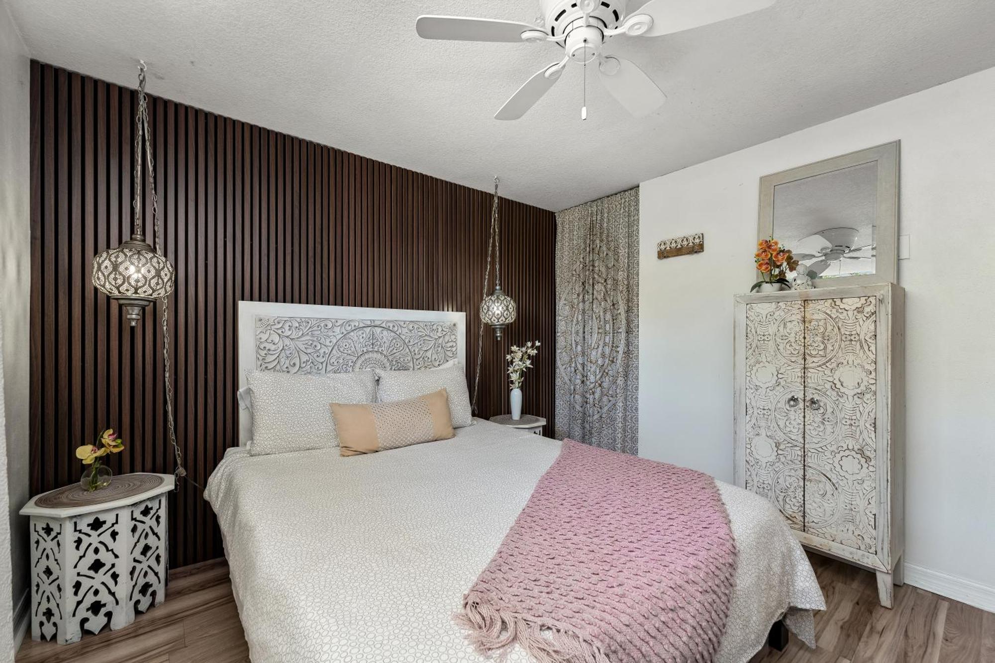 Luxury Zen Den With Heated Pool Just Off Siesta Key Apartamento Sarasota Exterior foto