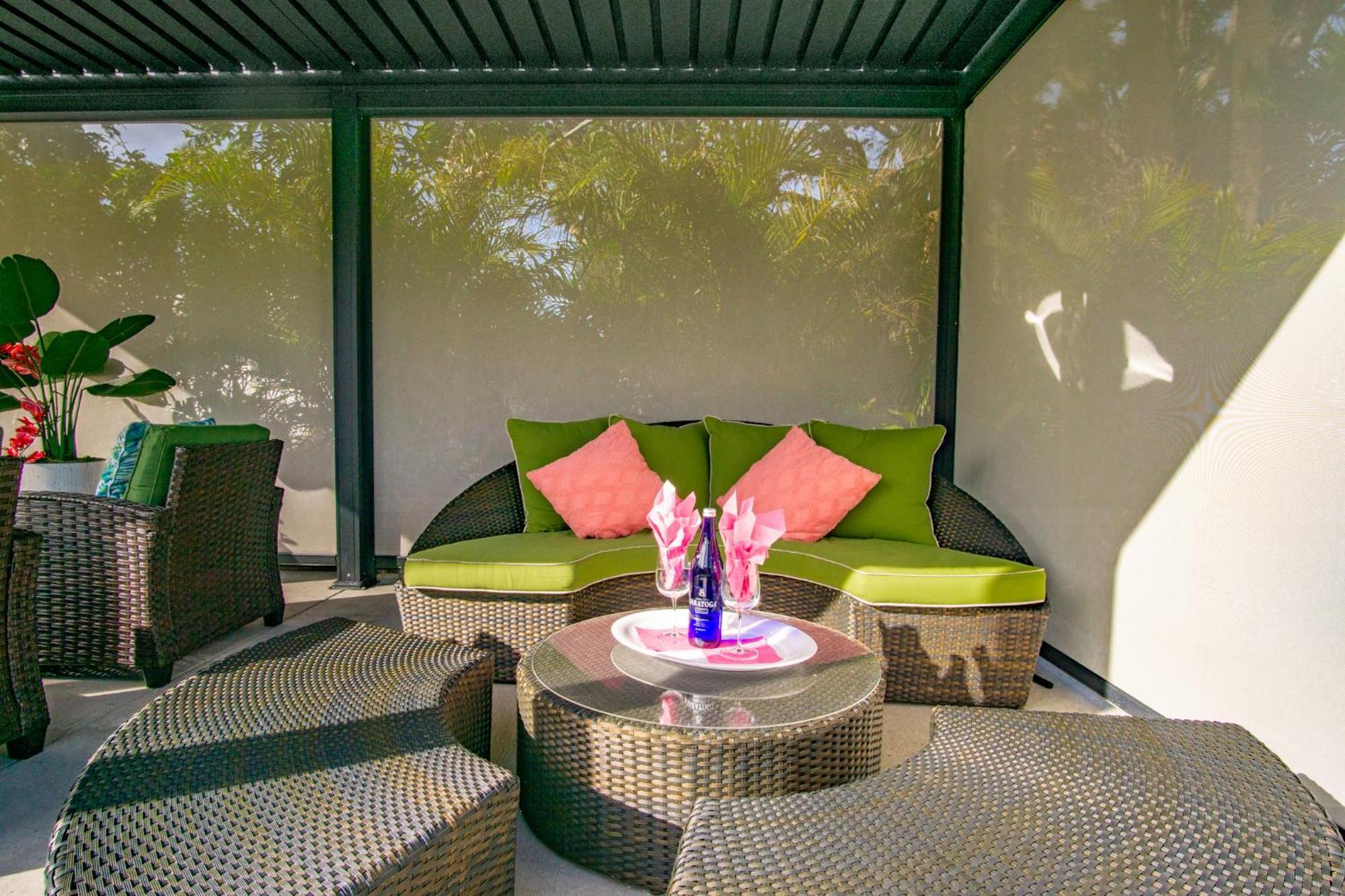 Luxury Zen Den With Heated Pool Just Off Siesta Key Apartamento Sarasota Exterior foto
